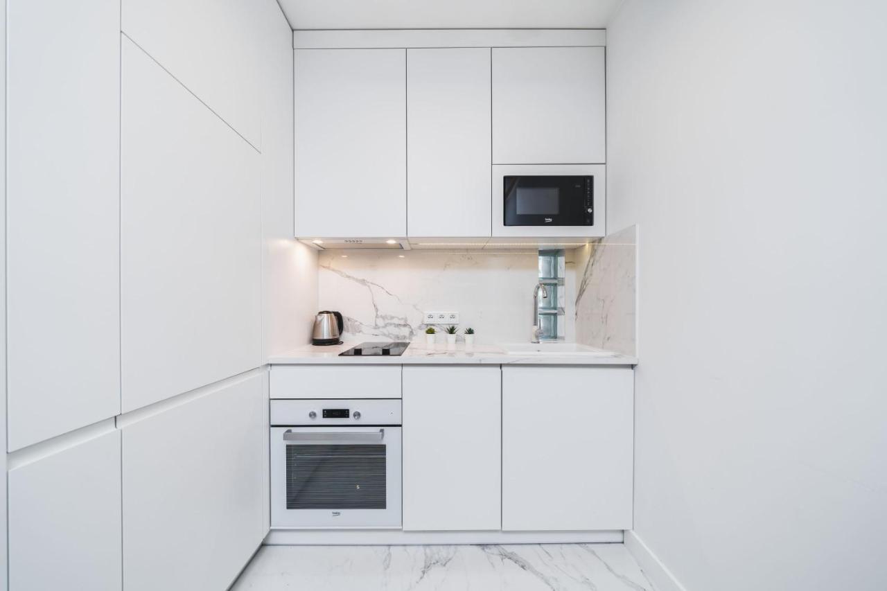 Sarah Apartments Old Town Краков Экстерьер фото